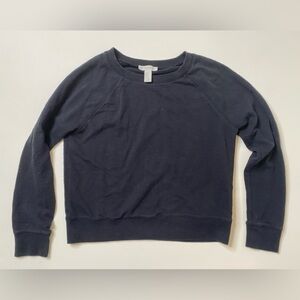 Forever 21 Black Crewneck Sweatshirt size medium